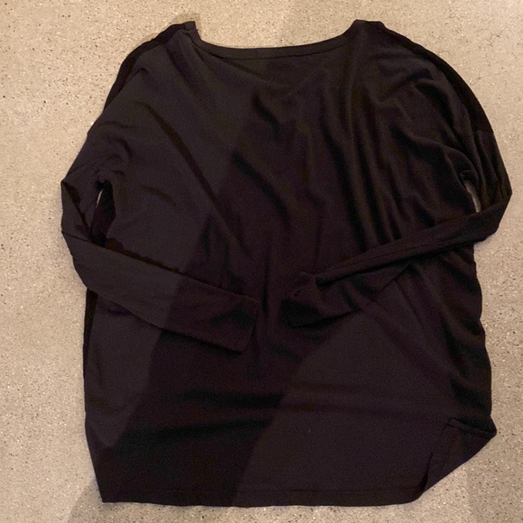 James Perse Jersey back and sleeve with woven front top - Picture 5 of 5